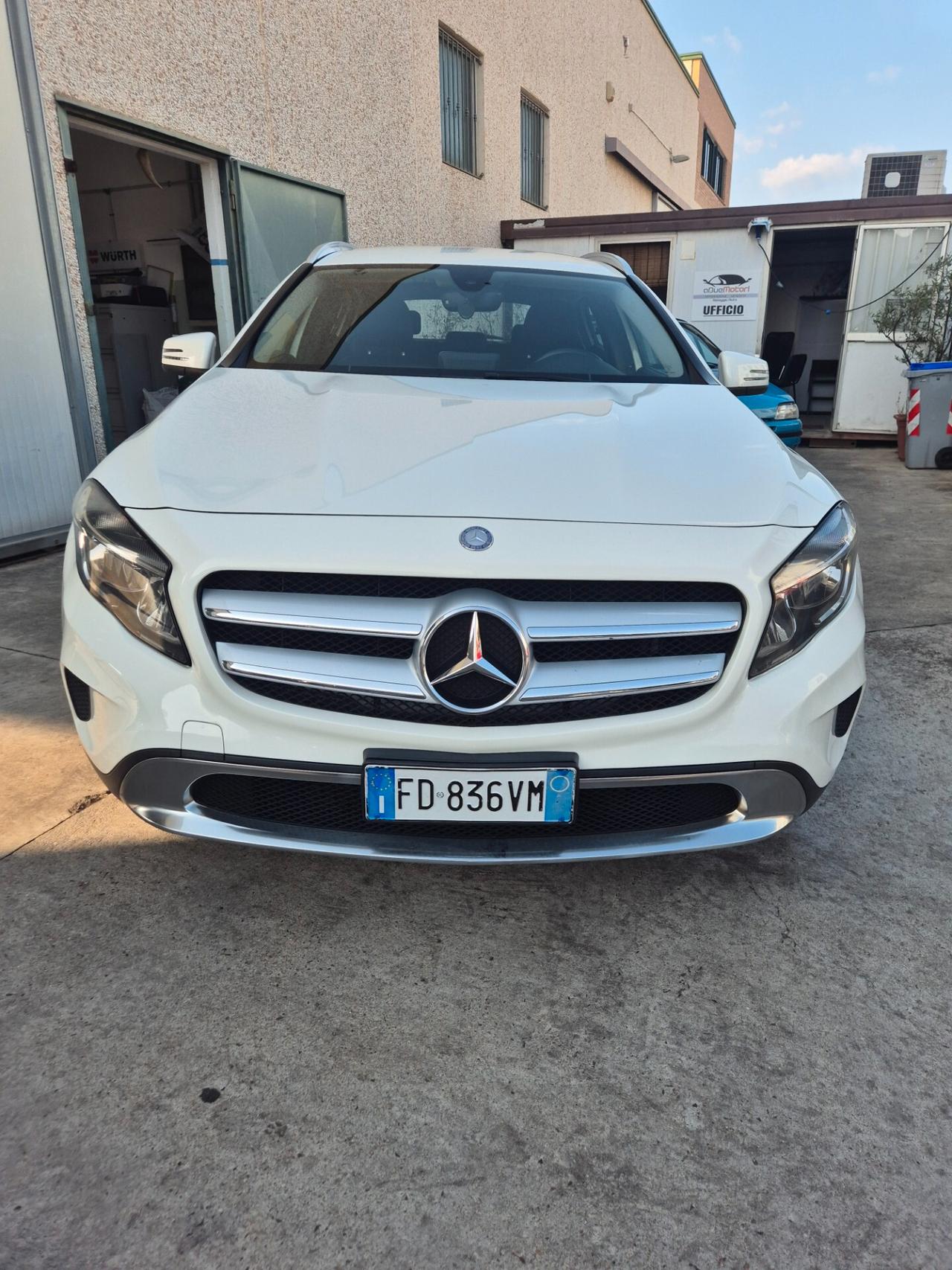 Mercedes-benz GLA 200 d
