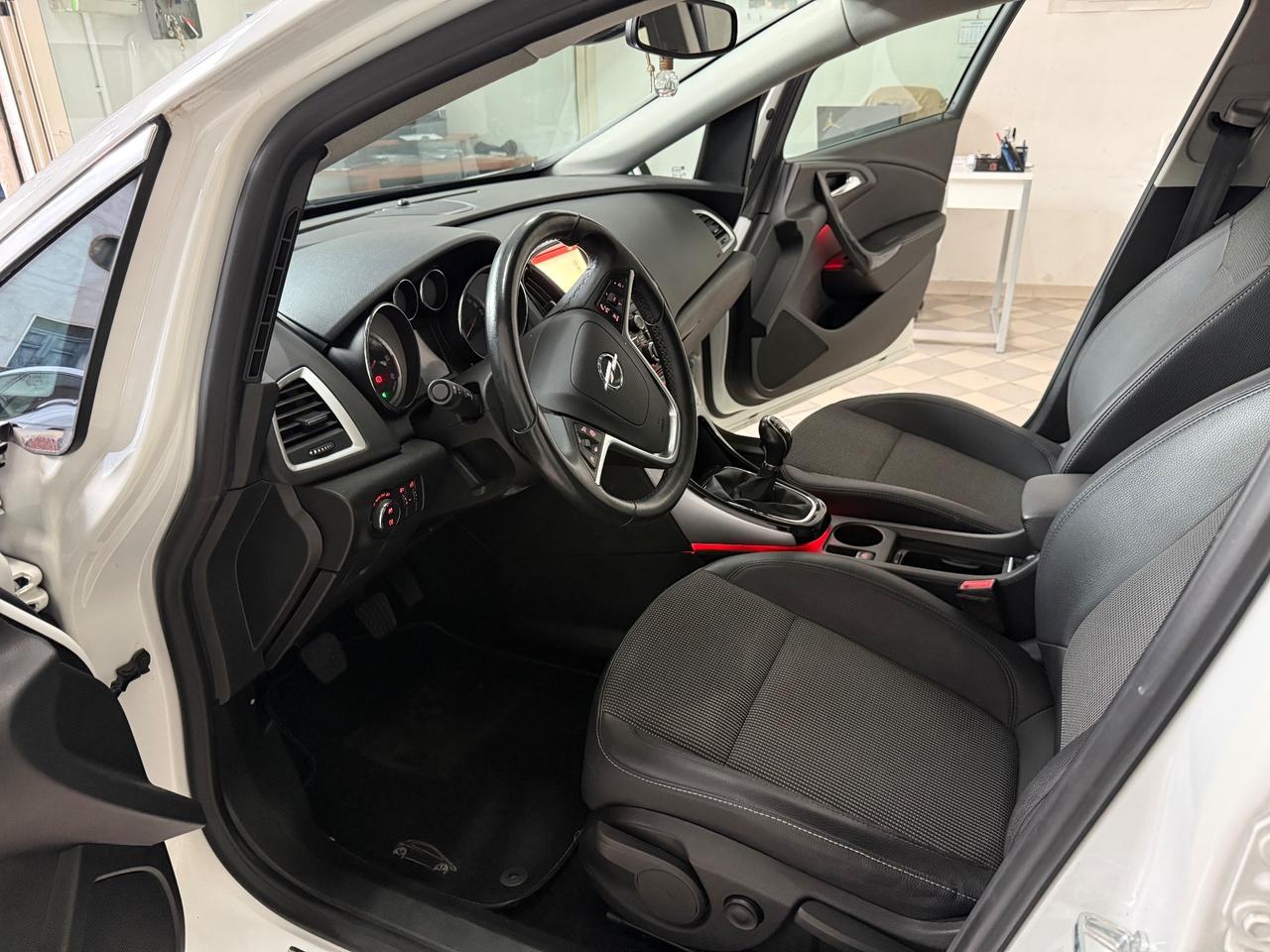 Opel Astra 1.6 CDTI EcoFLEX S&S 5 porte Cosmo