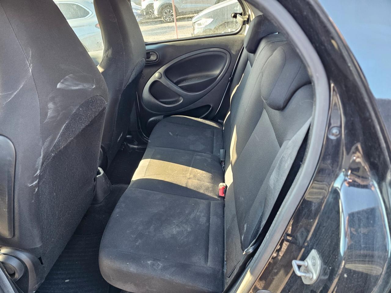 SINISTRATO Smart ForFour 70 1.0 Passion