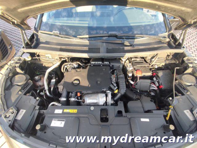 PEUGEOT 3008 BlueHDi 130 S&S Allure