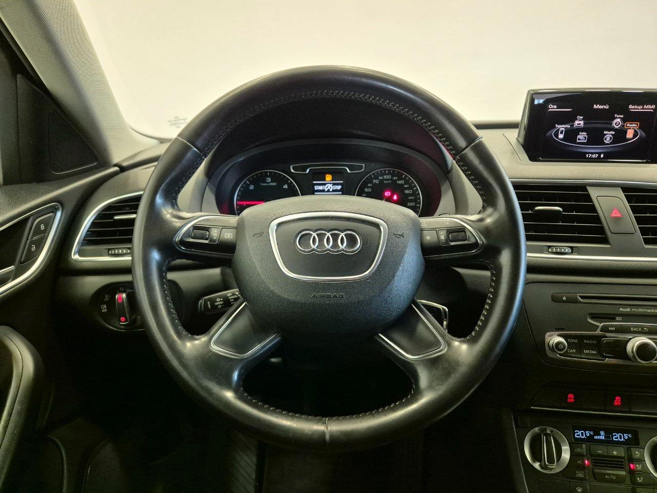 Audi Q3 2.0 tdi Business 140cv - UNIPROPRIETARIO - Sens. park. - Cruise/Lim