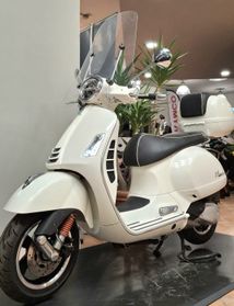 Vespa 300 GTS super hpe abs