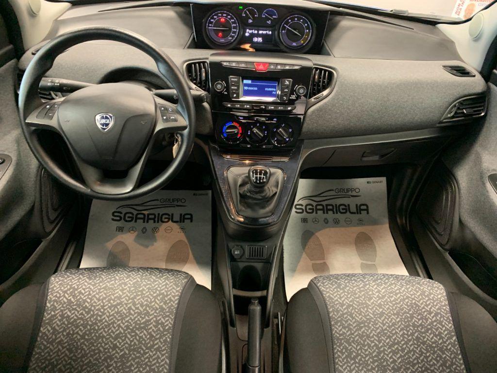 Lancia Ypsilon 1.0 Benzina Hybrid Ecochic Gold 5 Porte
