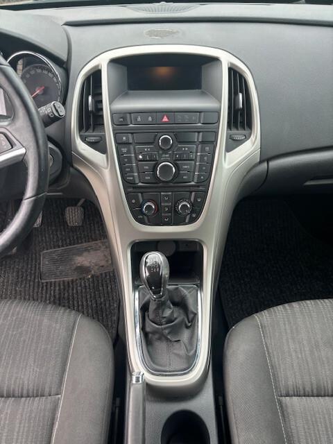 Opel Astra 1.4 Turbo 140CV Sports Tourer GPL Tech Elective