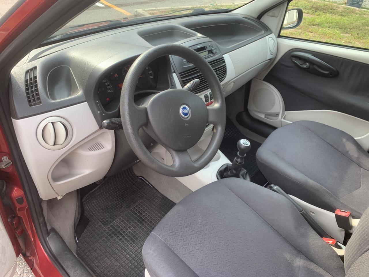 Fiat Punto 1.2i cat 5 porte ELX