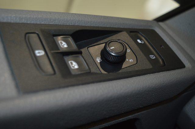 VOLKSWAGEN Caravelle 2.0 TDI 110CV PC Trendline