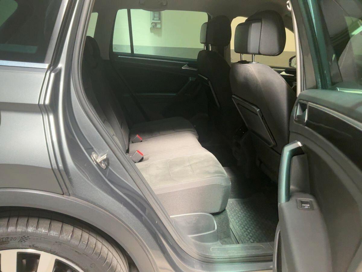 Volkswagen Tiguan 2.0 TDI 150 cv DSG 4MOTION R-LINE