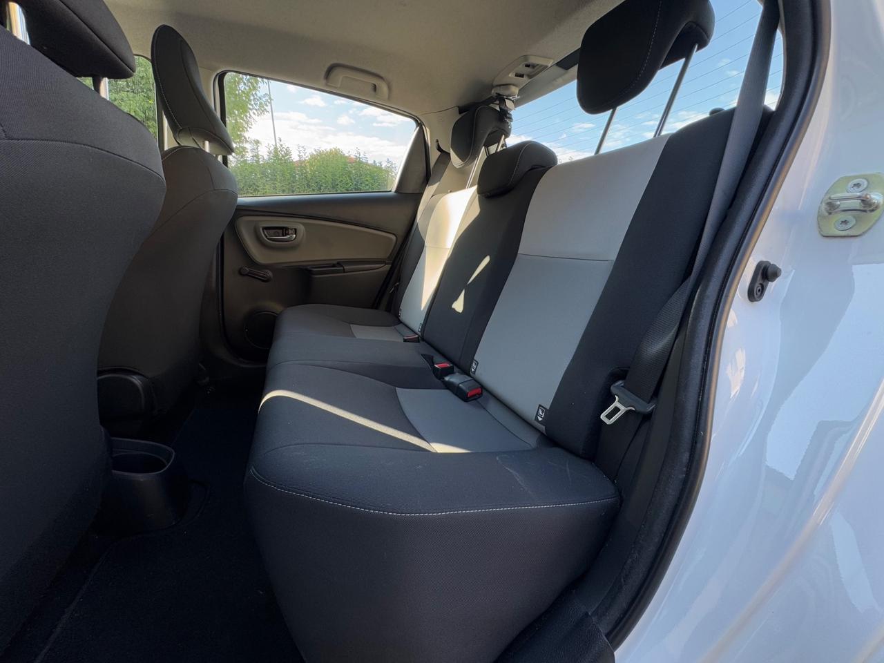 Toyota Yaris 1.0 72 CV 5 porte CONSUMI BASSI