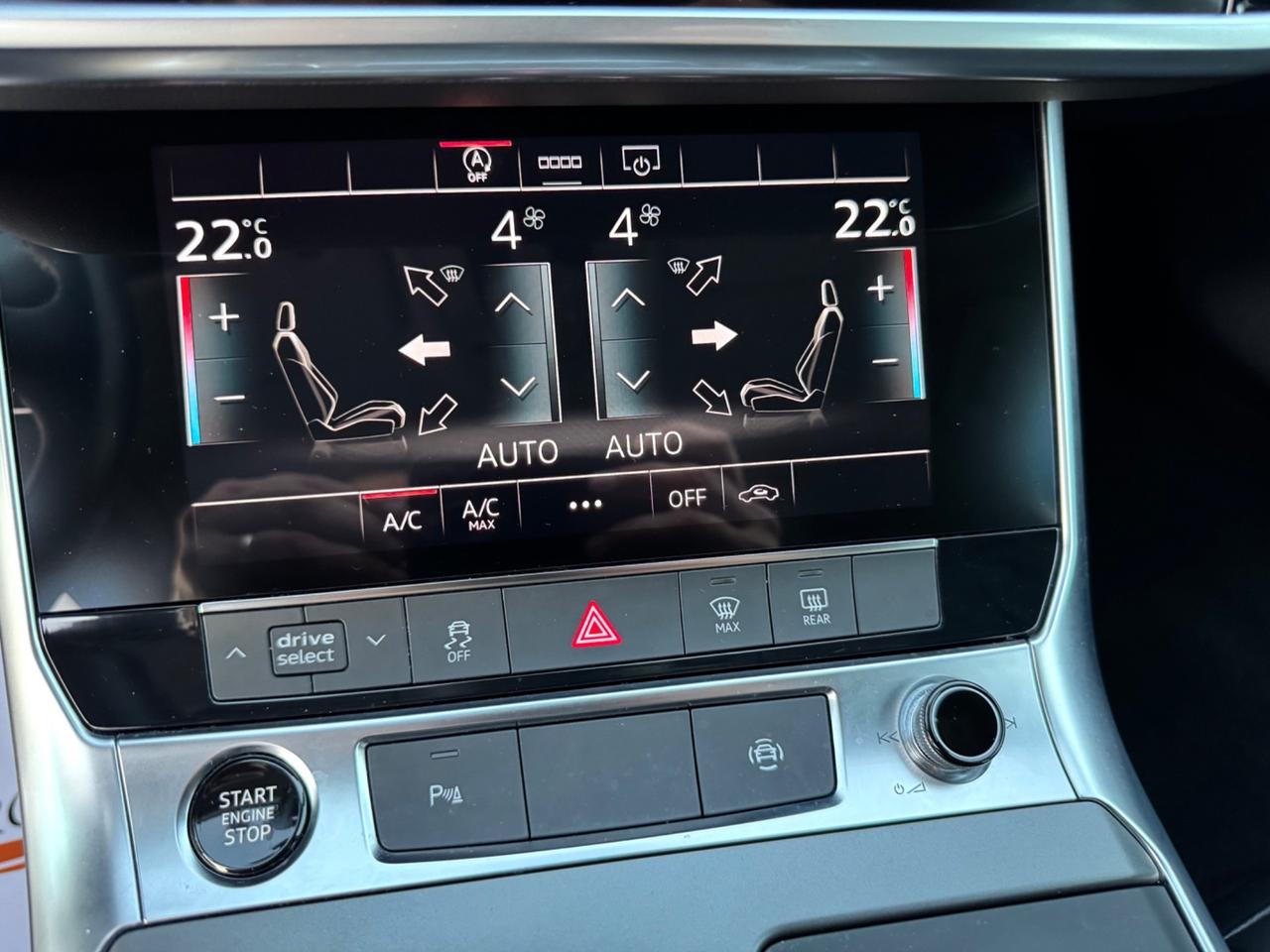 AUDI A6 Avant 2.0 TDI S tronic-Virtual Pelle 19
