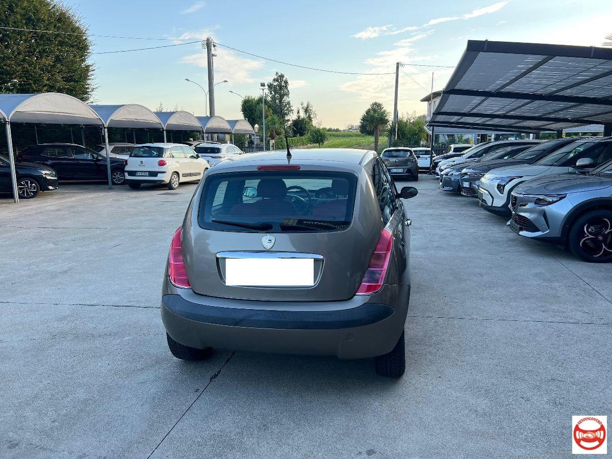 LANCIA - Ypsilon 1.2 8v Oro