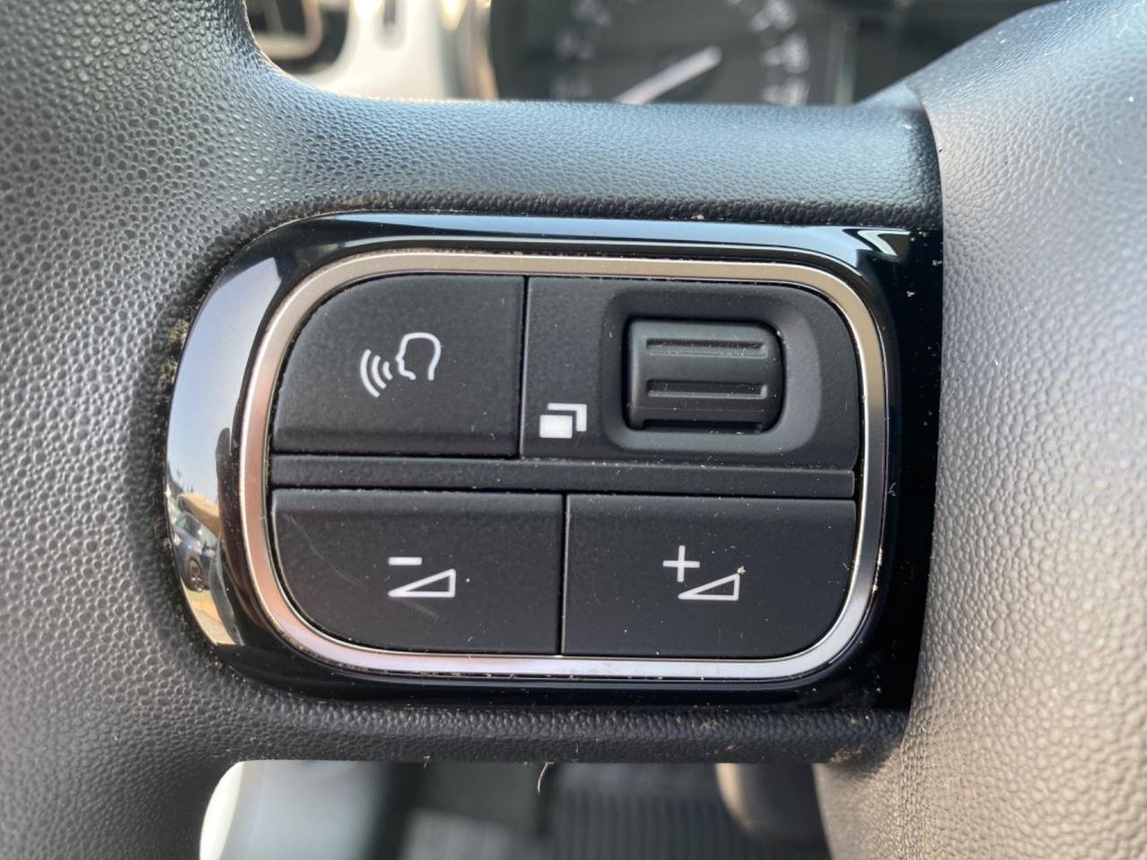 Citroen C3 BlueHDi 100 S&S Van Live