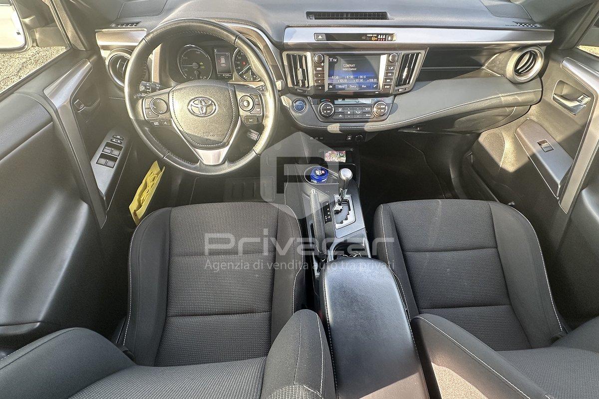 TOYOTA RAV4 2.5 Hybrid 2WD Business