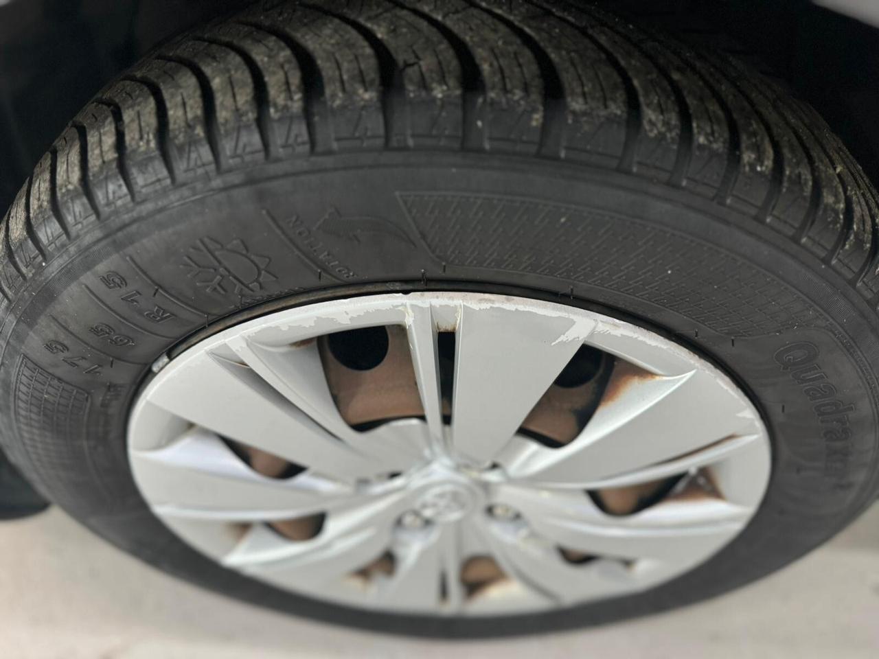 TOYOTA YSRIS NEOPATENTATI