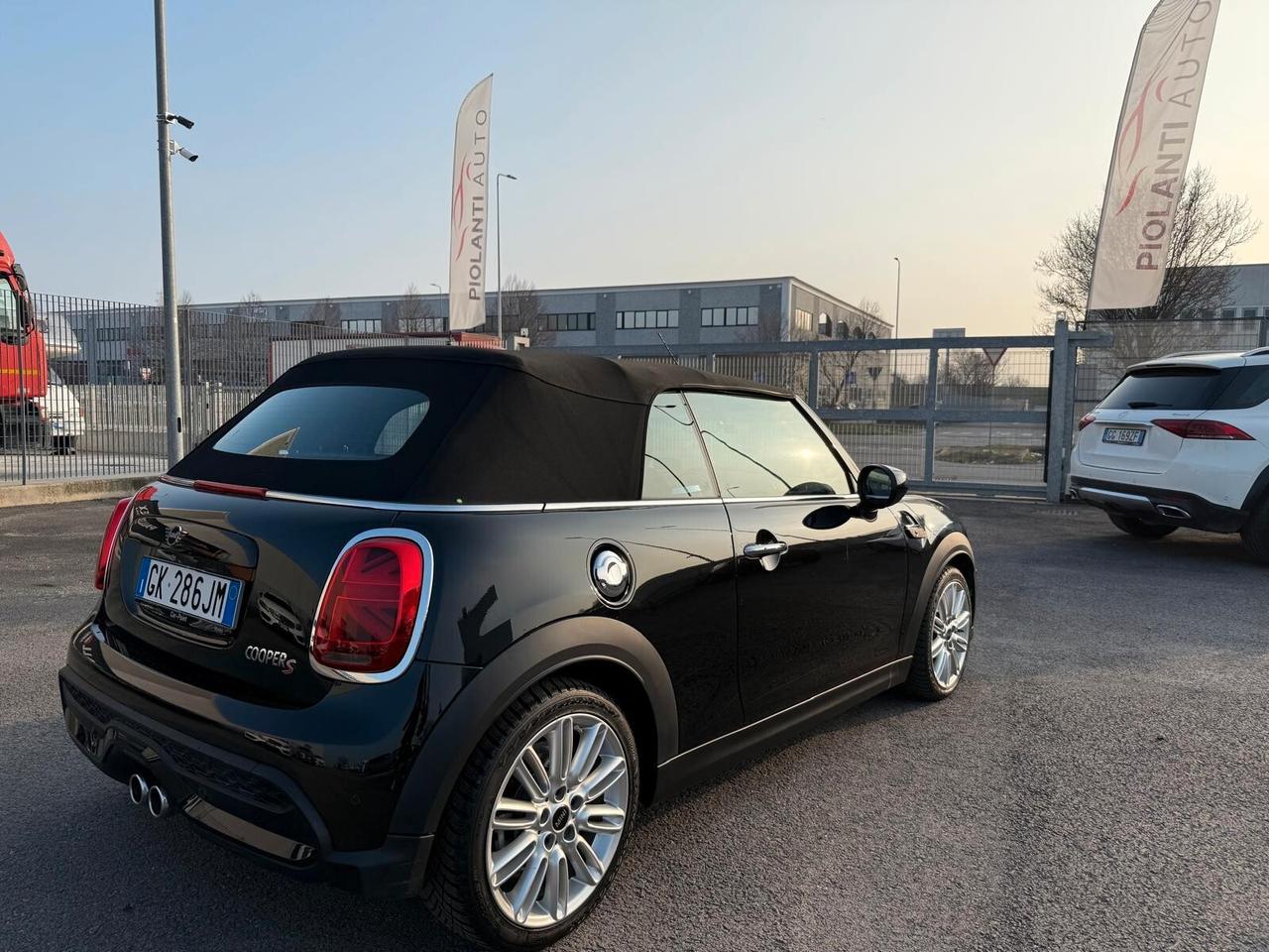 Mini 2.0 Cooper S Yours Cabrio