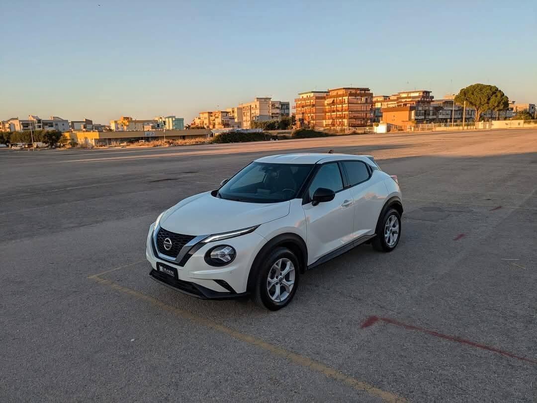 Nissan Juke 1.0 DIG-T 114 CV DCT N-Connecta