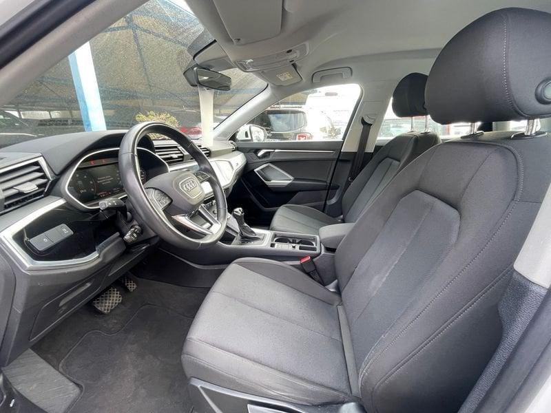 Audi Q3 Q3 35 TDI S tronic Business Advanced