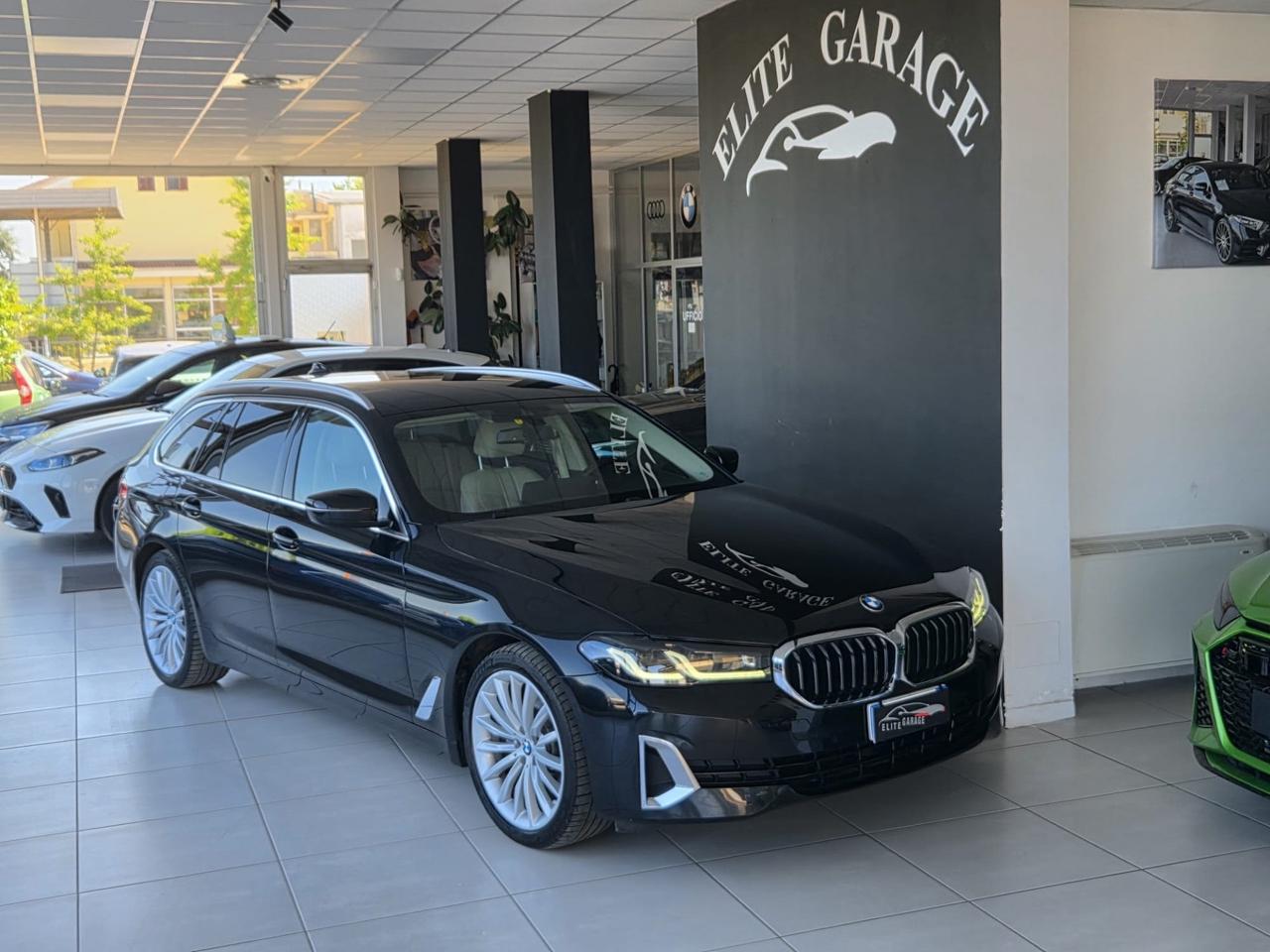 Bmw 520d 48V xDrive Touring Luxury Iva Esposta