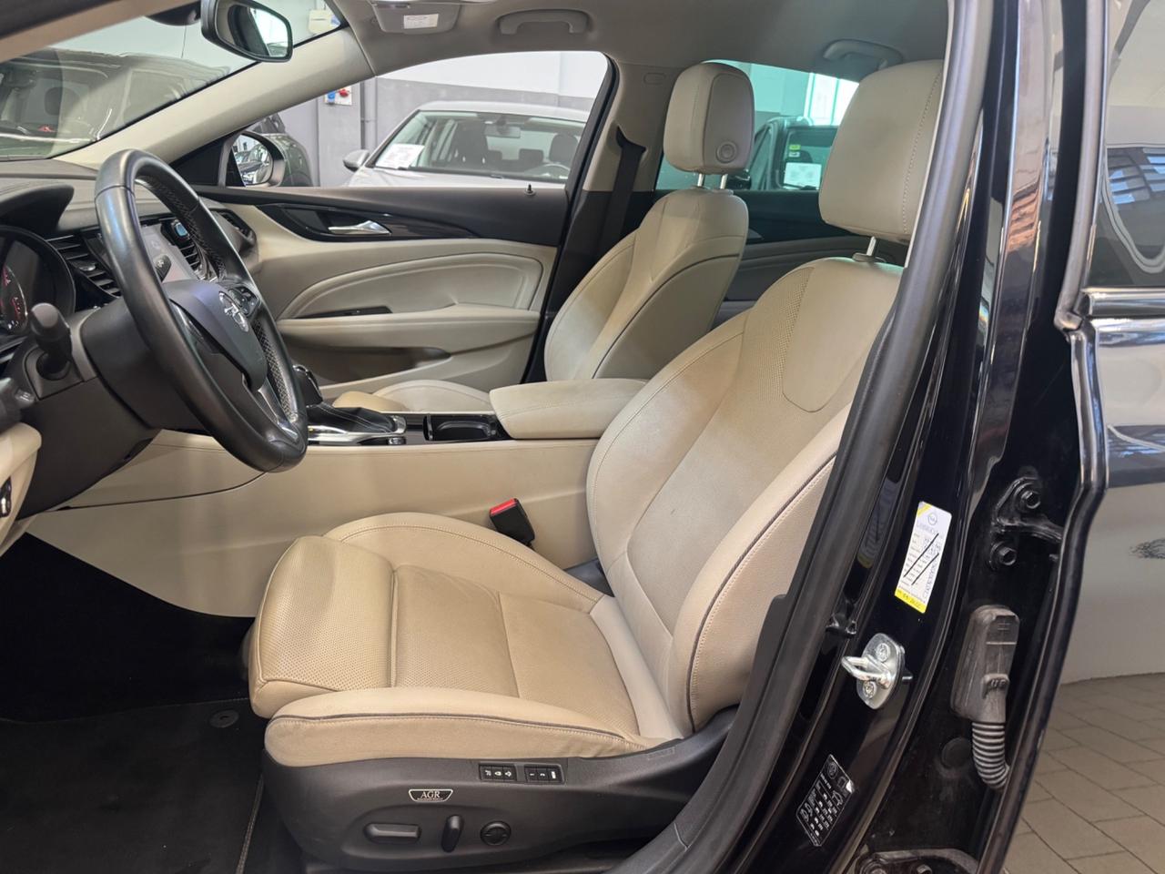 Opel Insignia 1.6 CDTI 136 CV Grand Sport Innovation