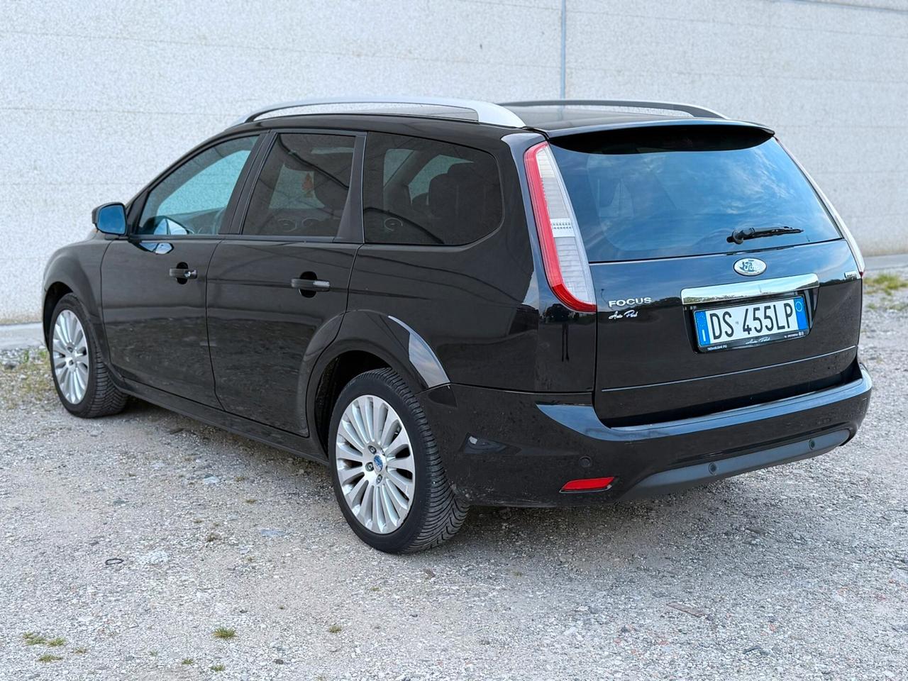 FORD FOCUS 2.0 TITANIUM CAMBIO AUTOMATICO