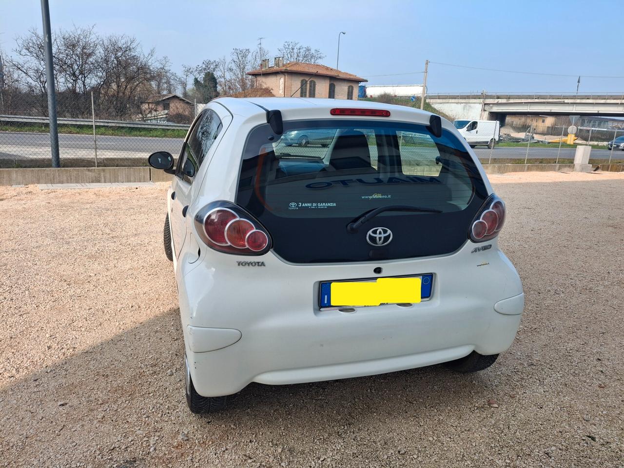 Toyota Aygo 1.0 12V VVT-i 5 porte Now Connect