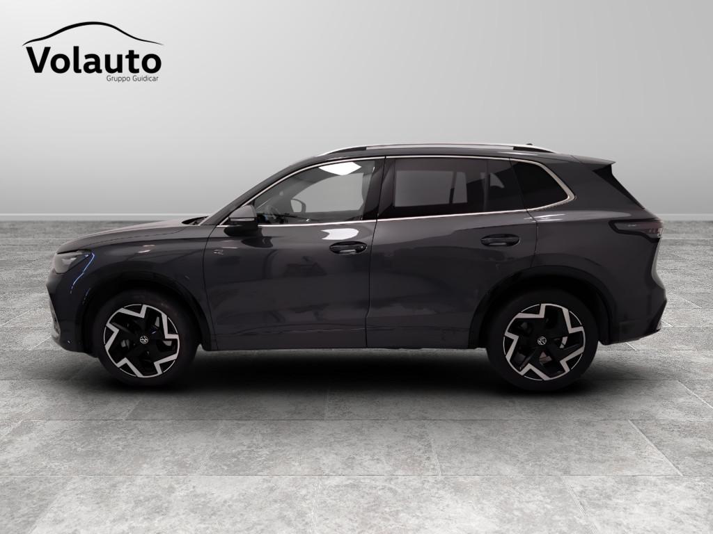 VOLKSWAGEN Tiguan III 2024 - Tiguan 2.0 tdi R-Line 150cv dsg