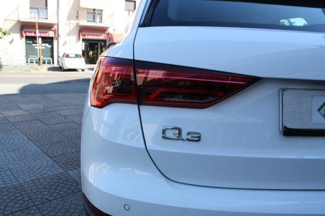AUDI Q3 35 TDI S tronic Business