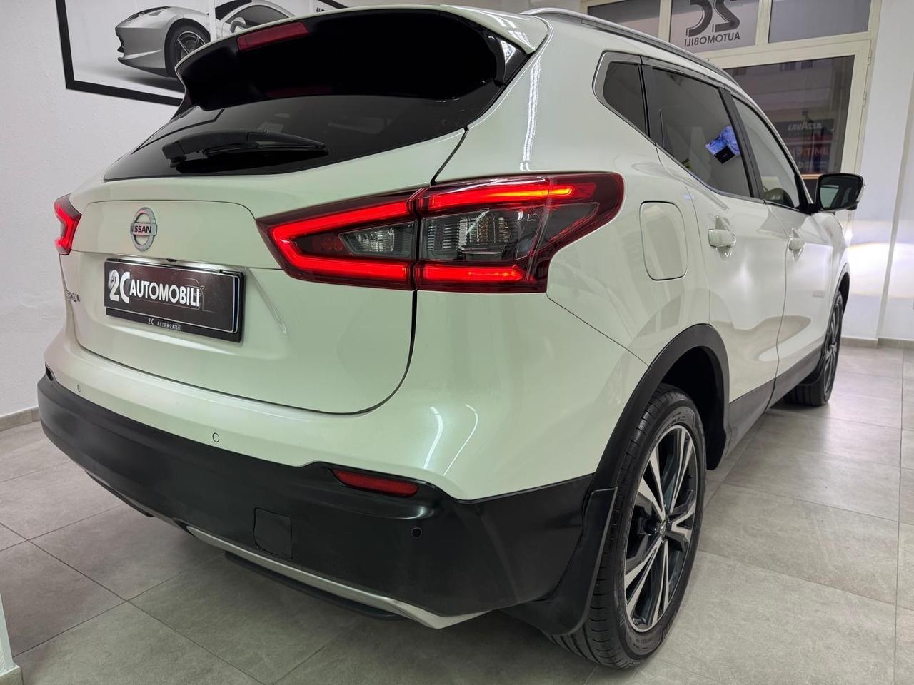 Nissan Qashqai 1.5 dCi N-Connecta/tetto/navi/bianco perla