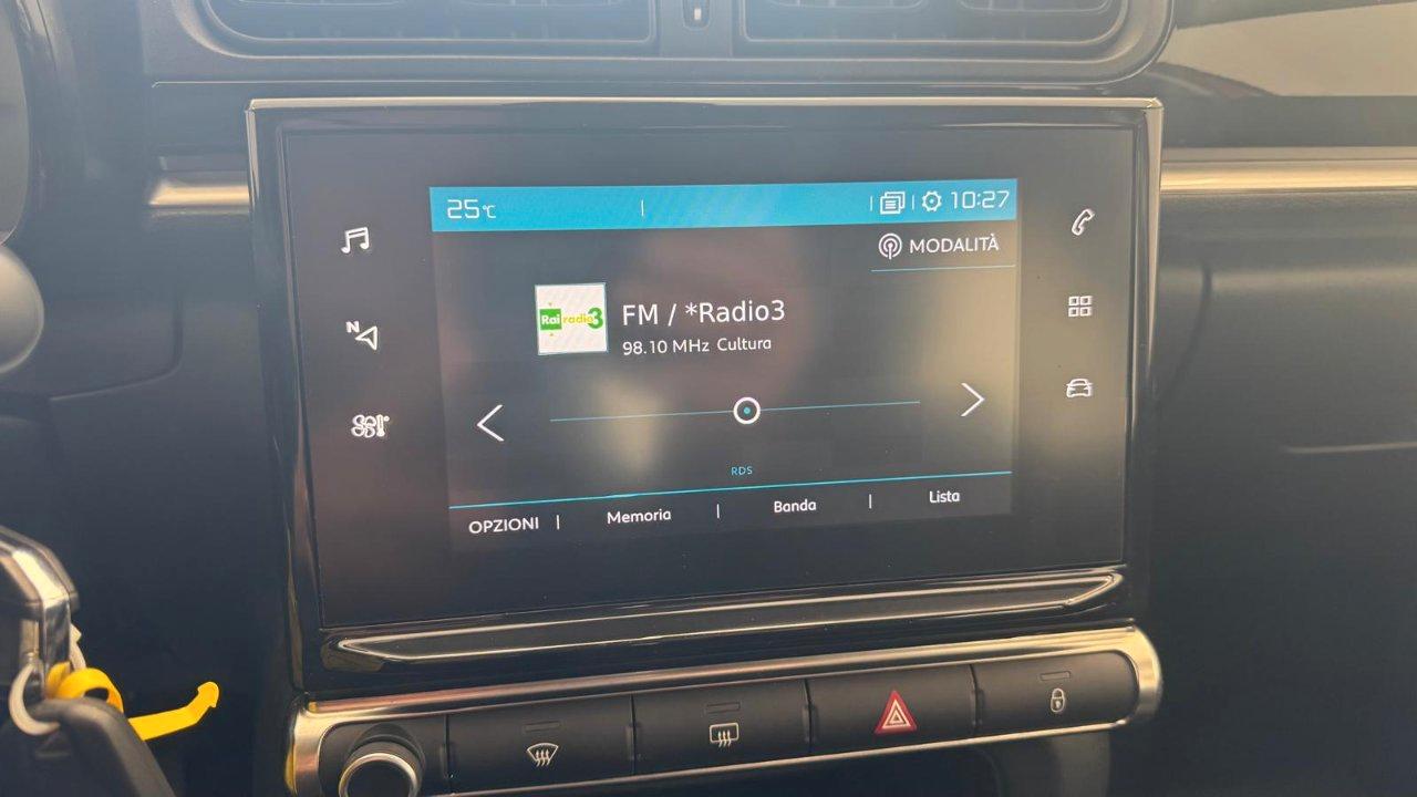 Citroen C3 1.2 puretech SHINE PLUS NAVI 83 Cv.
