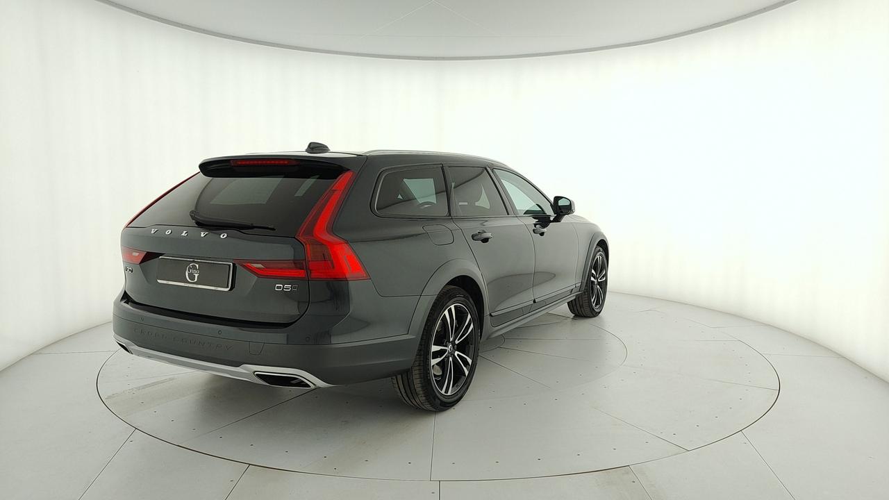 VOLVO V90 Cross Country 2.0 d5 pro awd geartronic