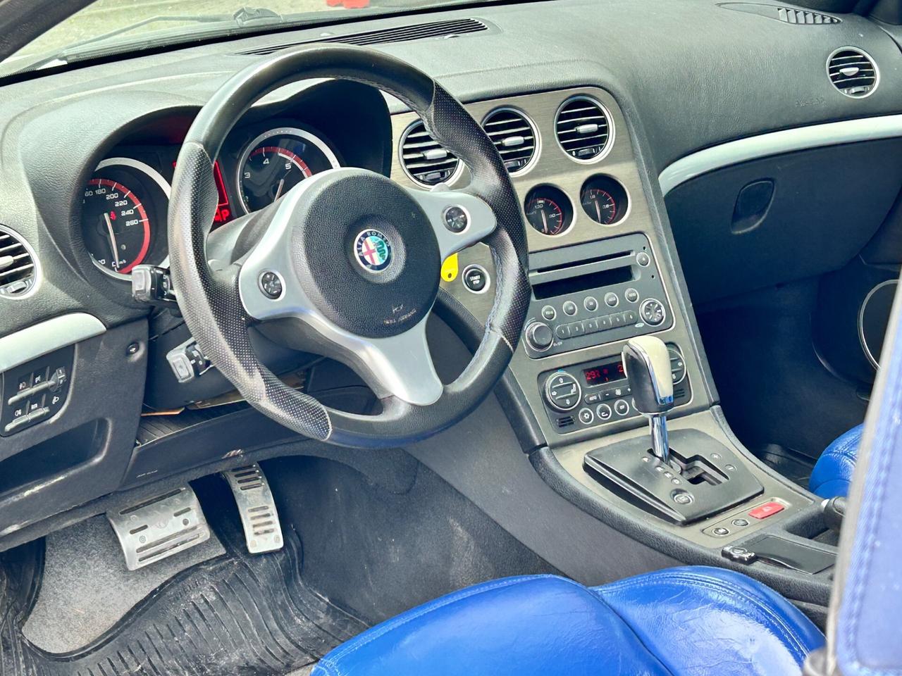Alfa Romeo Spider 2.4 JTDm 200CV Q-Tronic