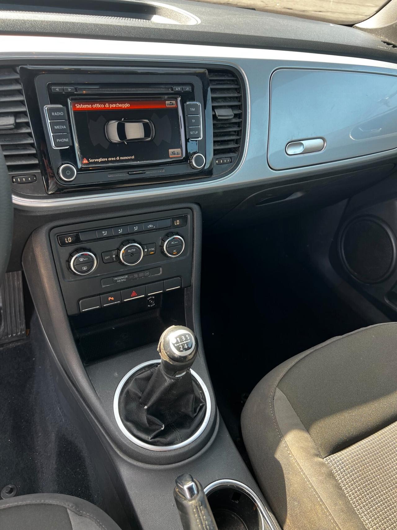 Volkswagen Maggiolino 1.6 TDI Design