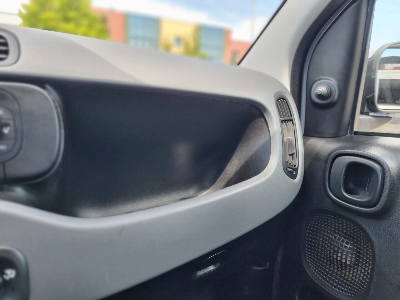 Fiat Panda 1.2 Lounge 5 posti