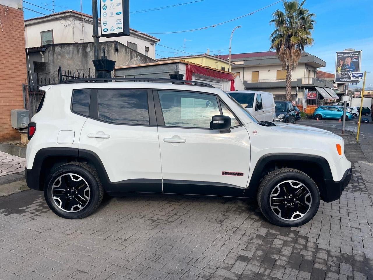 Jeep Renegade 2.0 Mjt 170CV 4WD Active Drive Low TRAILHAWK