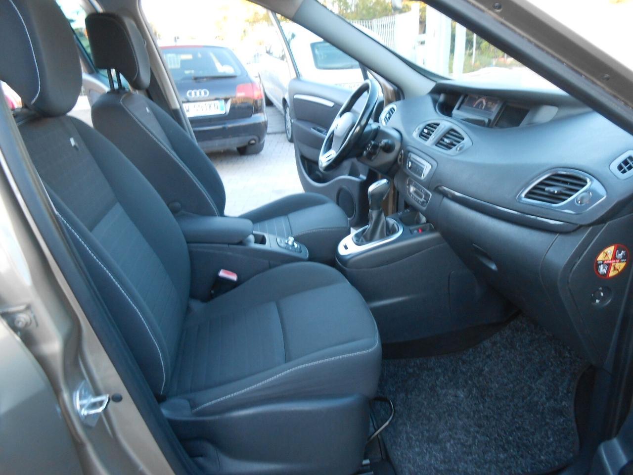 Renault Scenic XMod 1.5 dCi 110CV Limited