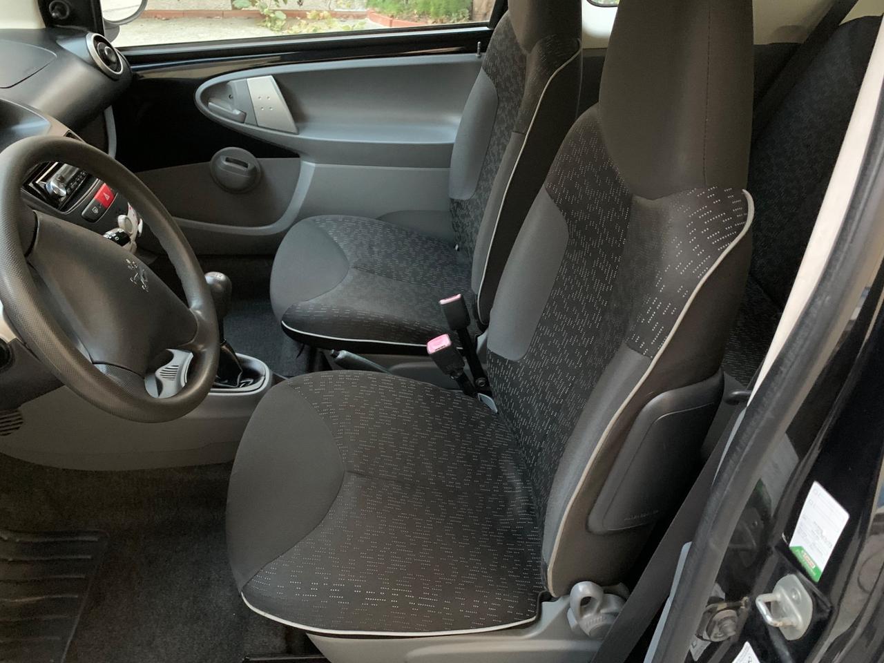 Peugeot 107 1.0 68CV 3p. Plaisir 07/2010 km 81000