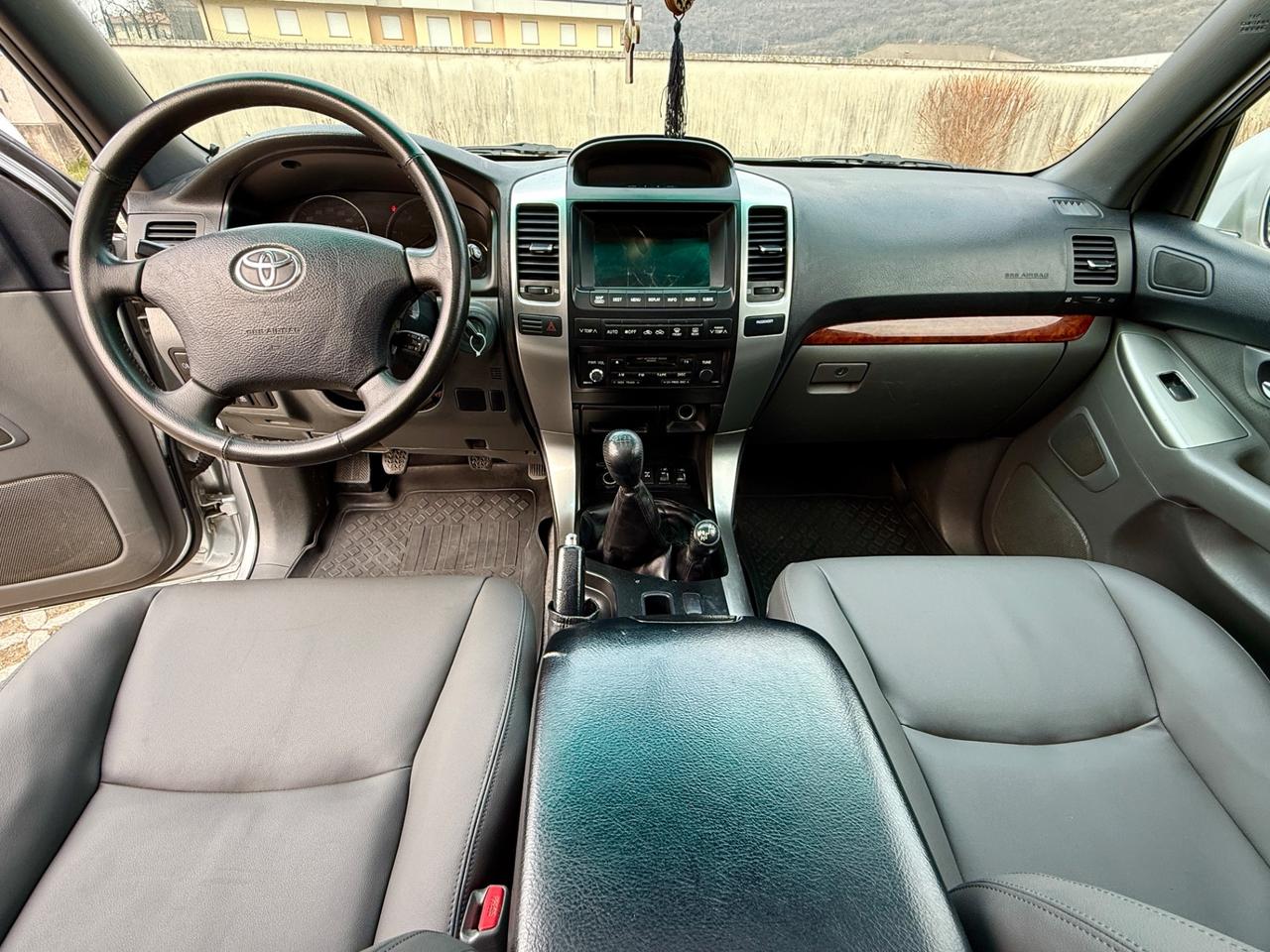 Toyota Land Cruiser 3.0 D manuale 8 posti 5 porte