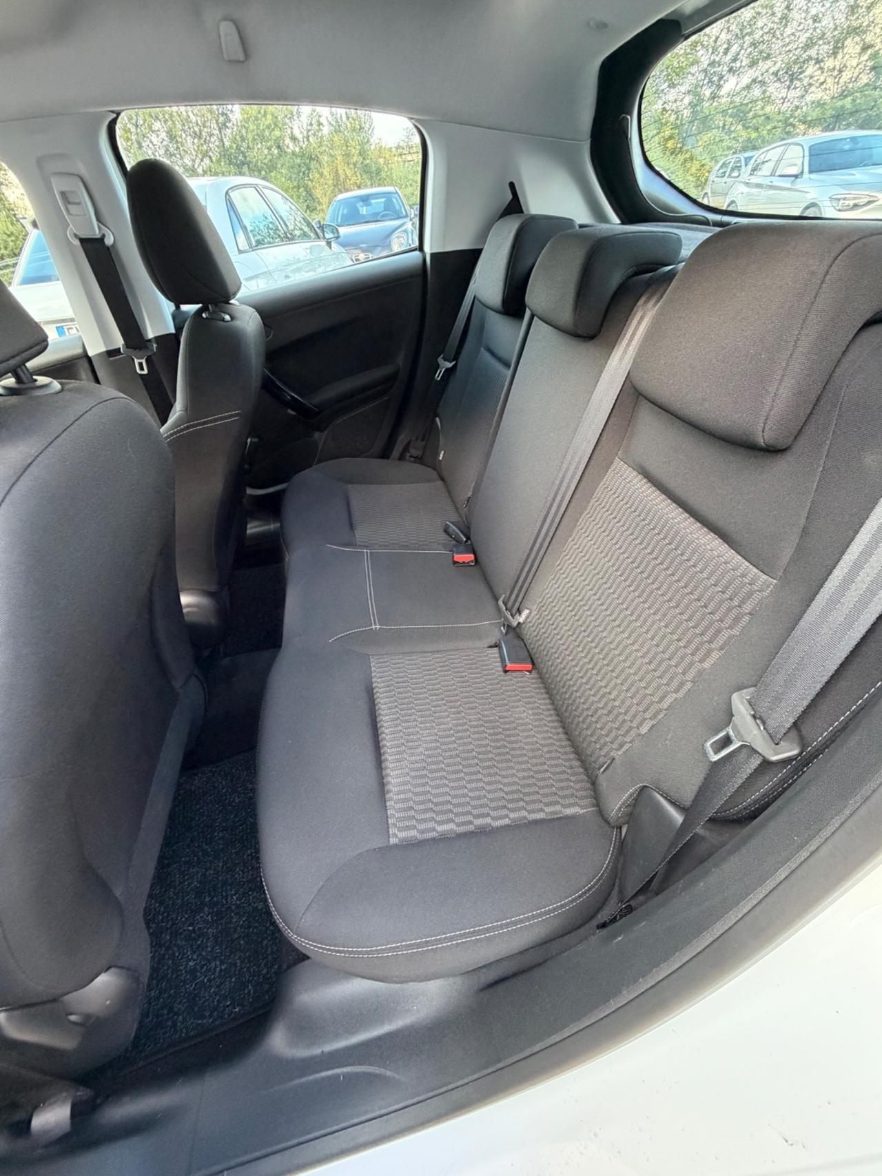 Peugeot 208 BlueHDi 100 S&S 5 porte GT Line