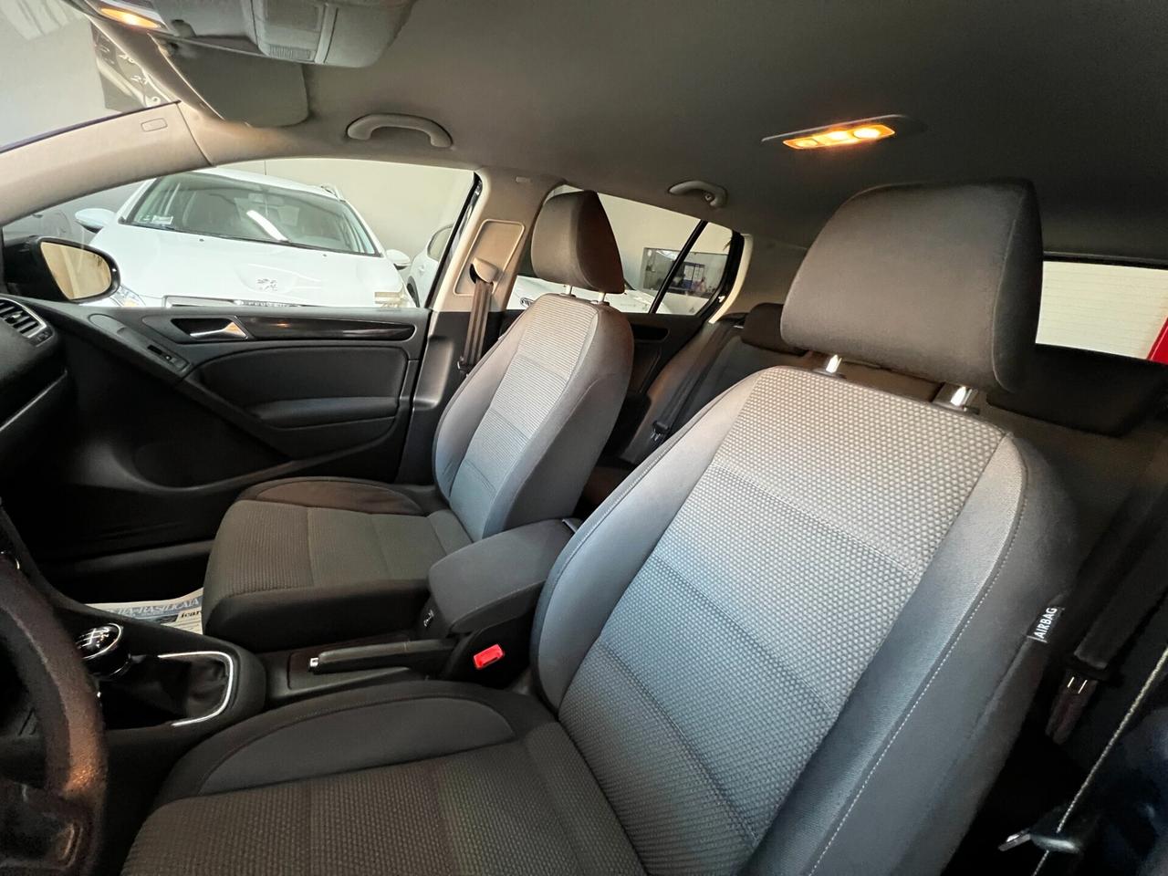 Volkswagen Golf 1.6 TDI DPF 5p. Highline