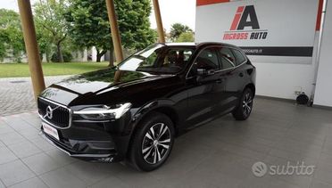 VOLVO XC60 B4 (d) AWD Geartronic Momentum