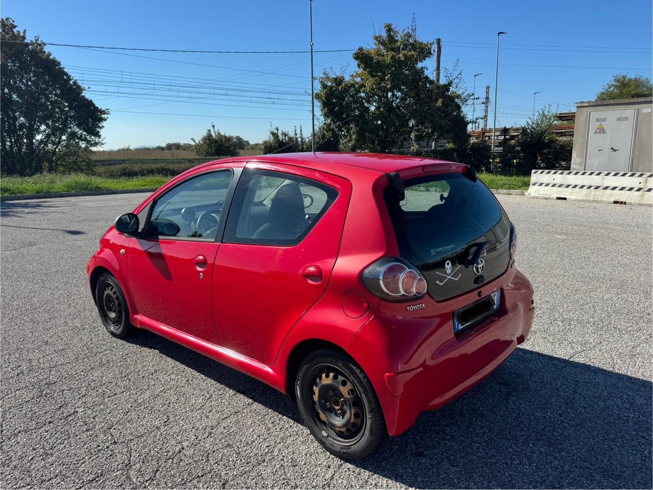 Toyota Aygo 1.0 12V VVT-i 5 porte Sol GPL