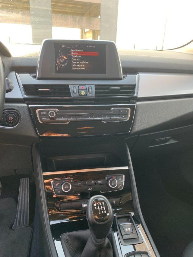 BMW 216 i Active Tourer Luxury