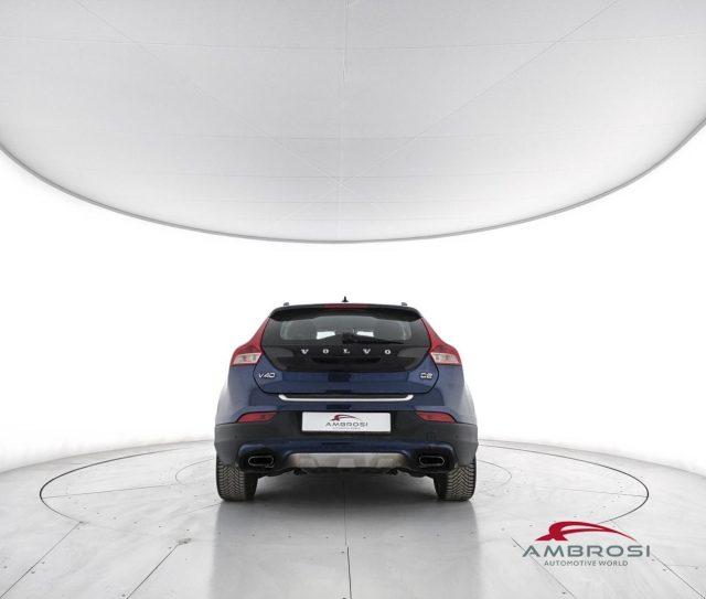 VOLVO V40 Cross Country D2 1.6 Powershift Volvo Ocean Race - PER OPERATORI