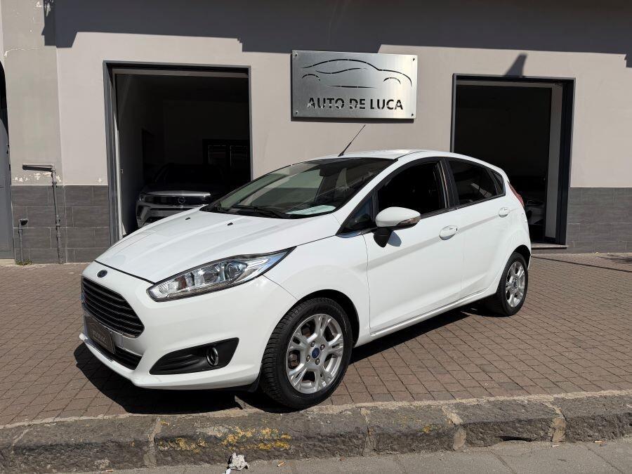 Ford fiesta 1.4 gpl serie titanium certificat nuov