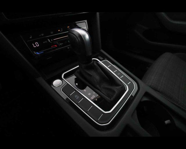 VOLKSWAGEN Passat Variant 2.0 TDI SCR EVO DSG Executive