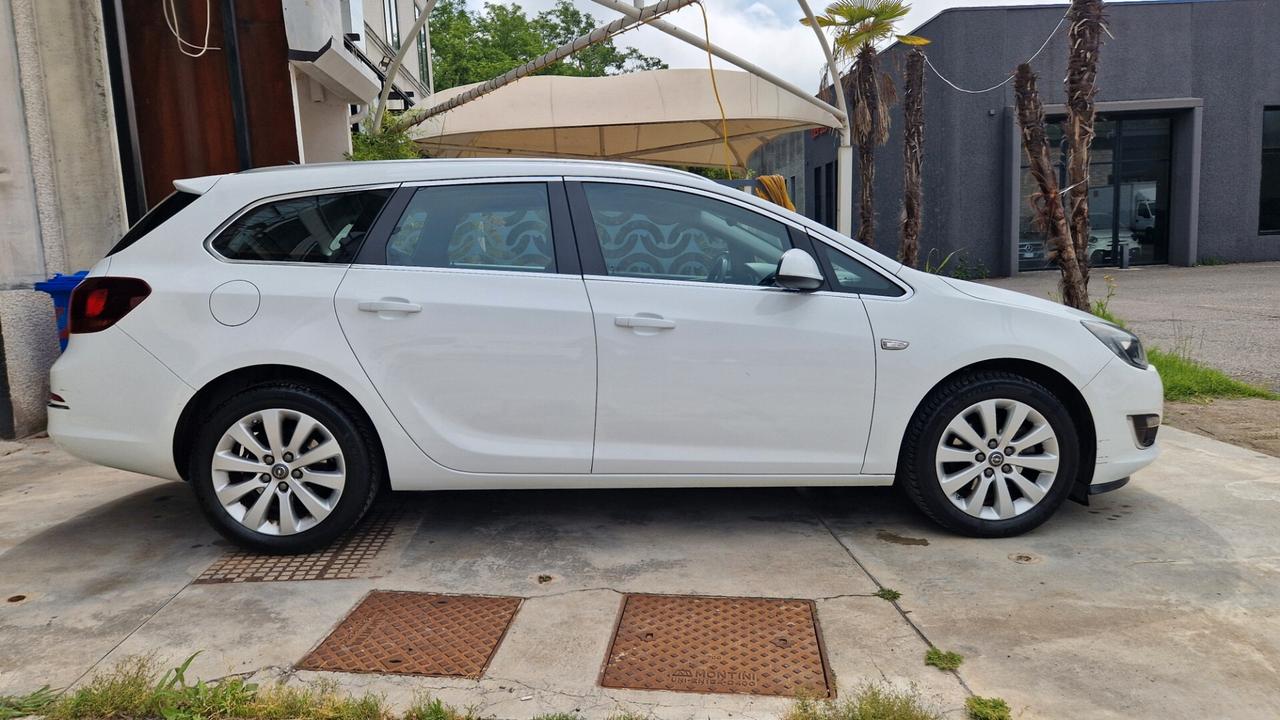 Opel Astra 1.6 CDTI 136CV EcoFLEX S&S Sports Tourer Cosmo
