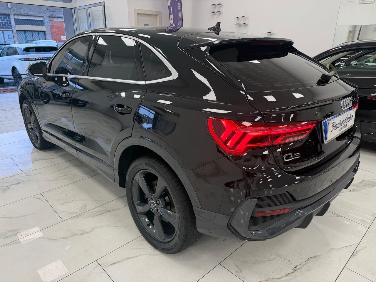 Audi Q3 SPB 45 TFSI e S tronic Business Plus