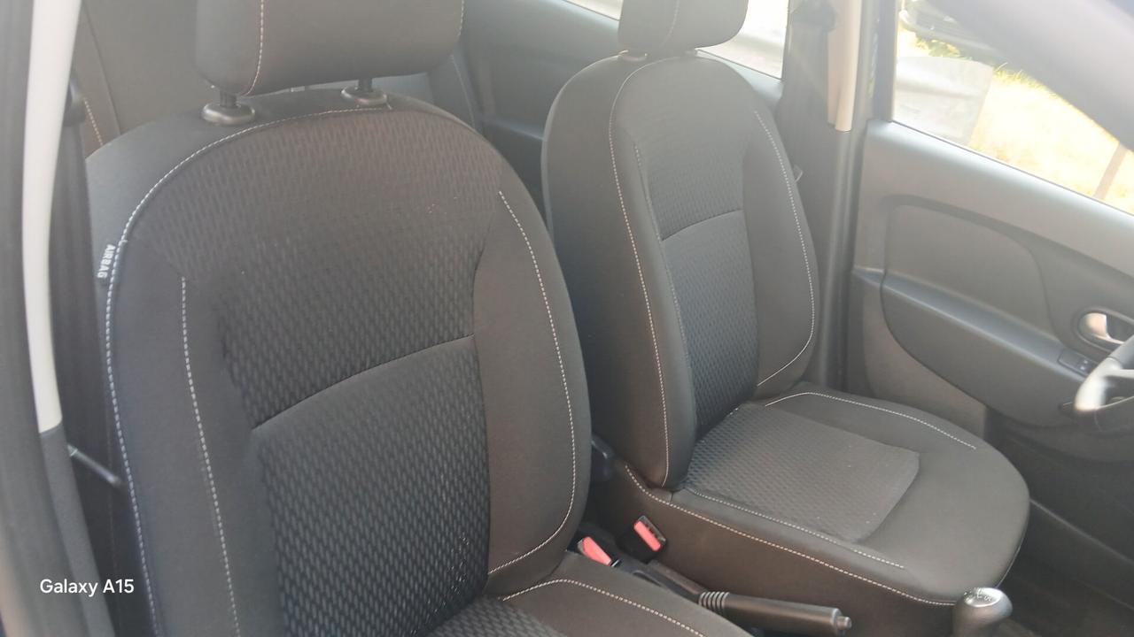 Dacia Sandero 1.0 BENZINA KM 22300