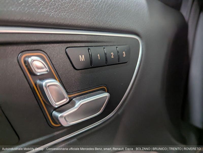 Mercedes-Benz GLA 220 d AUTOMATIC 4MATIC SPORT