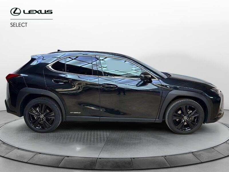 Lexus UX Hybrid Midnight