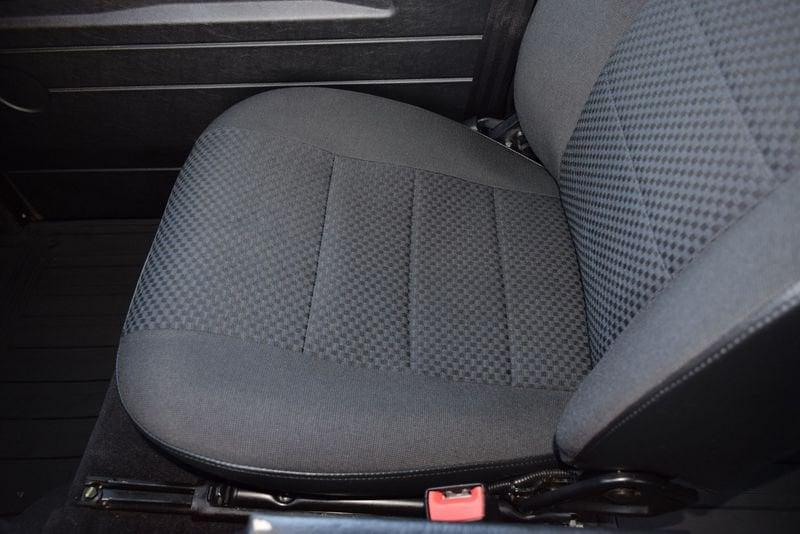 Land Rover Defender Defender 110 2.2 TD4 Station Wagon SE N1 AUTOCARRO